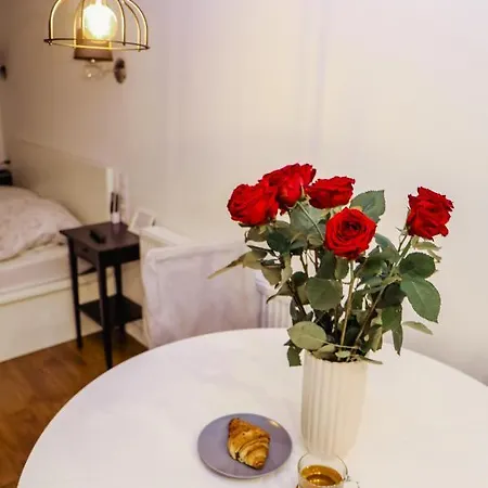 White In Center Of *