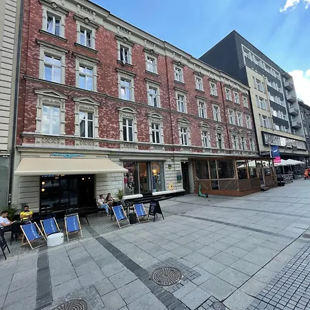 White In Center Of Appartement *