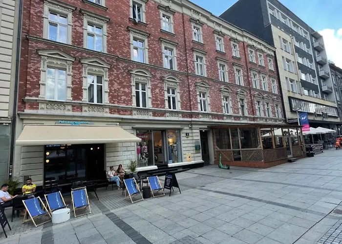 White In Center Of Apartmán *